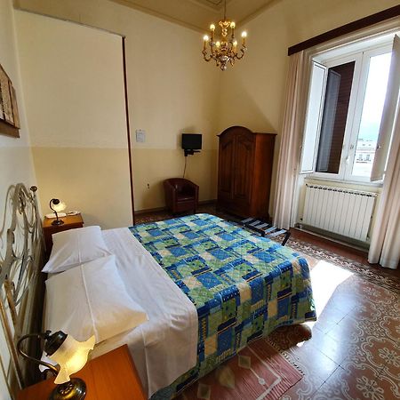 Albergo Cavour Palerme Extérieur photo