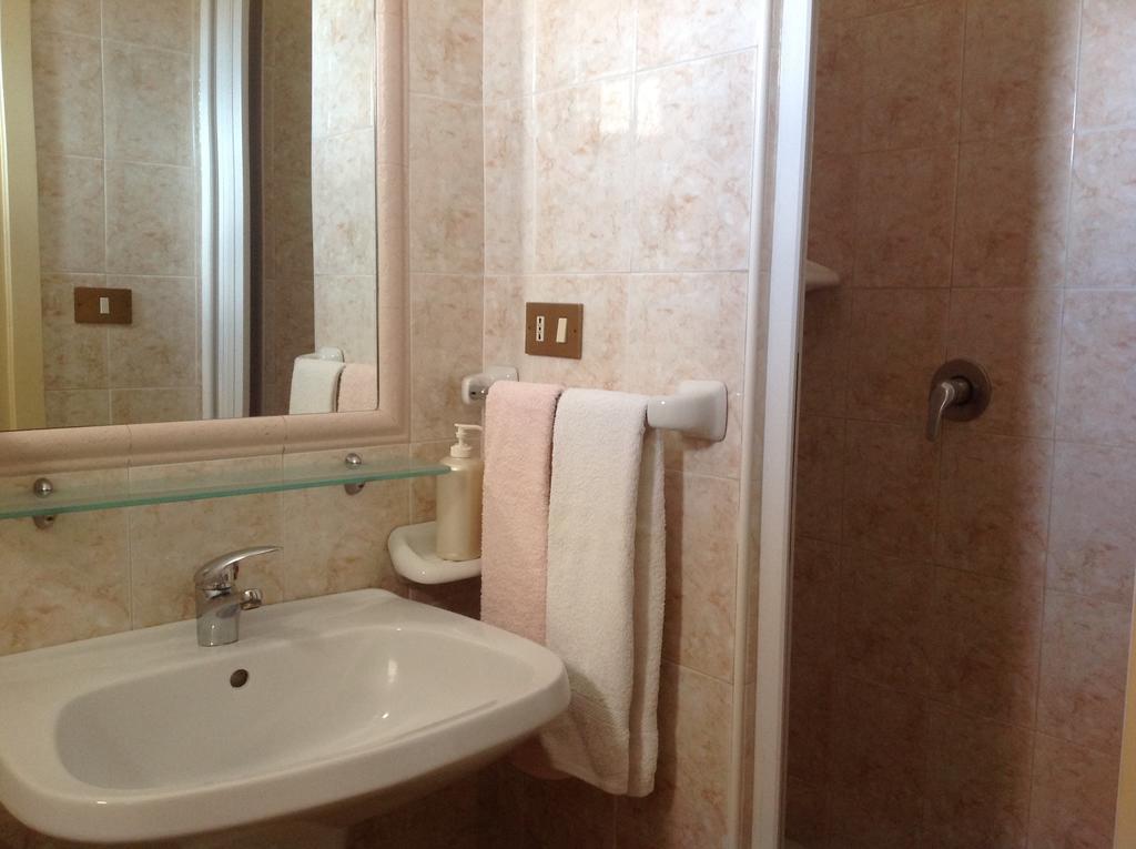 Albergo Cavour Palerme Extérieur photo