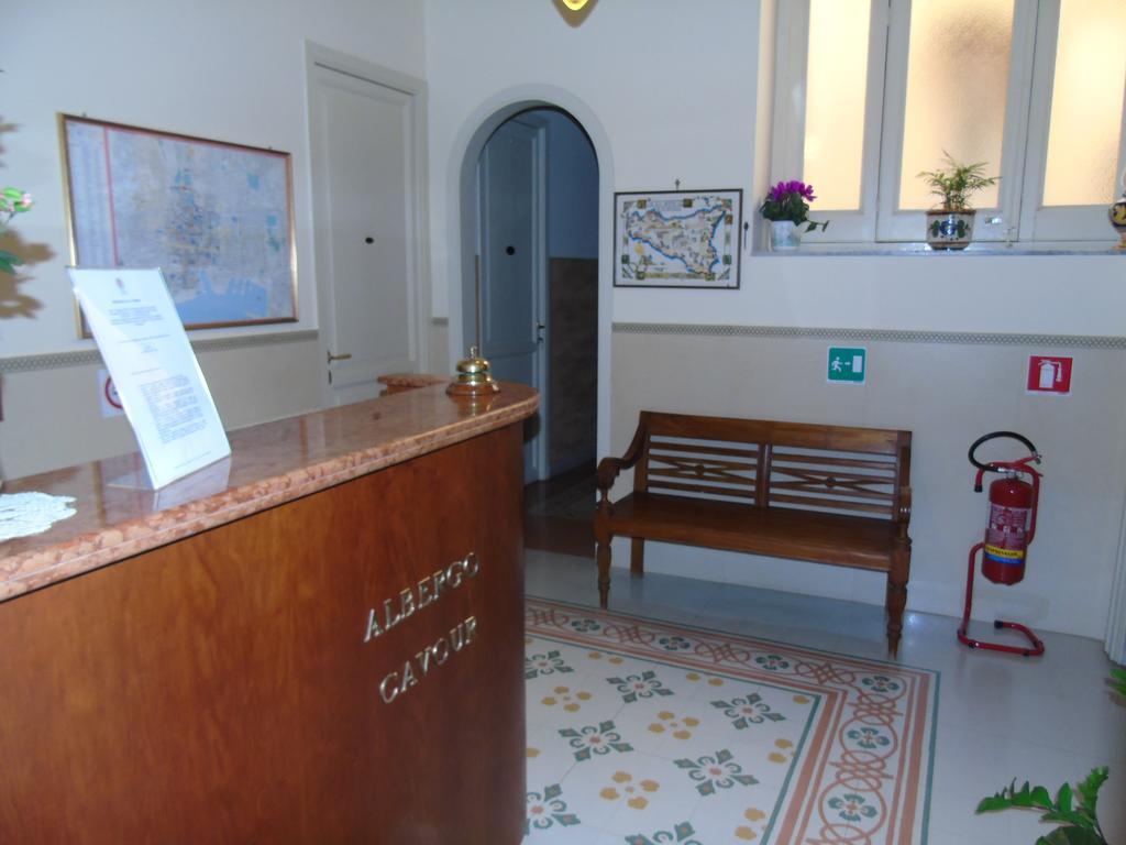 Albergo Cavour Palerme Extérieur photo