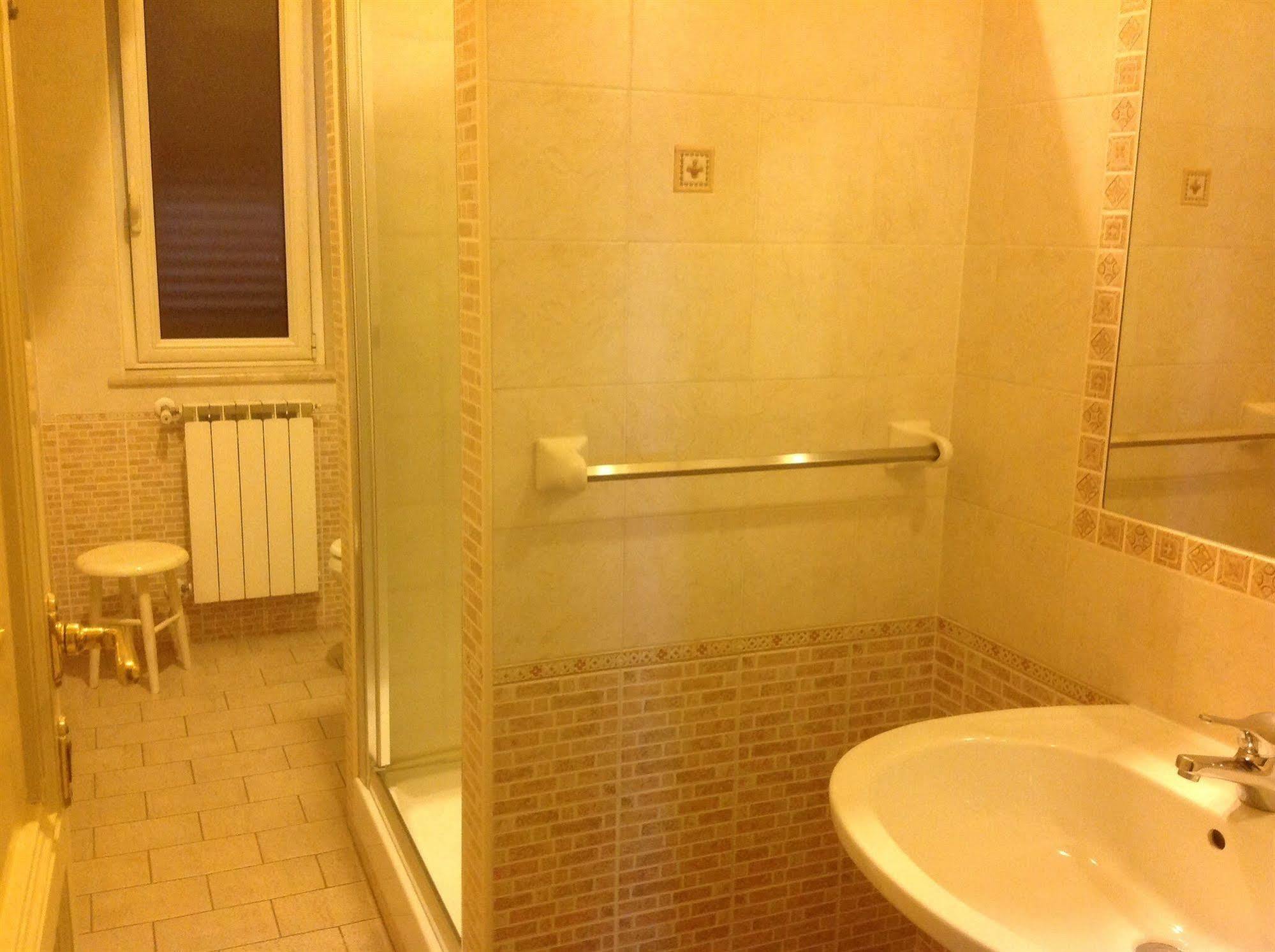 Albergo Cavour Palerme Extérieur photo