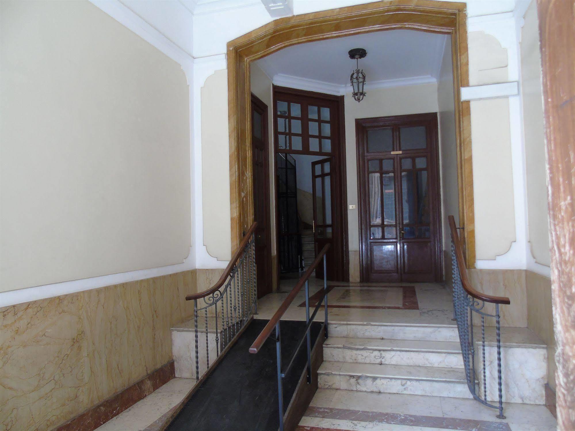 Albergo Cavour Palerme Extérieur photo